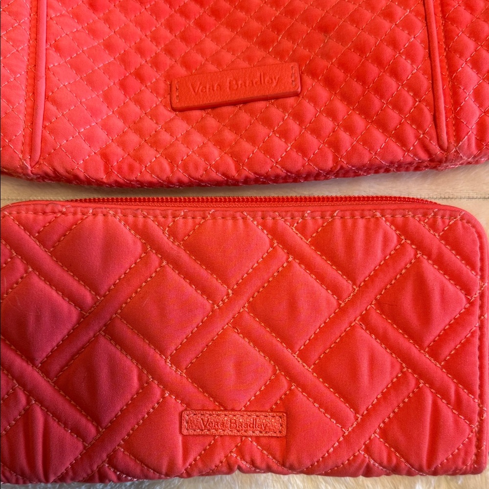 Vera Bradley Coral Quilted Crossbody Bag and matching Wallet set! - Picture 2 of 9